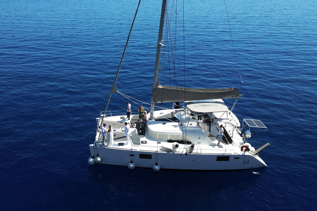 Santorini catamaran boat tour price